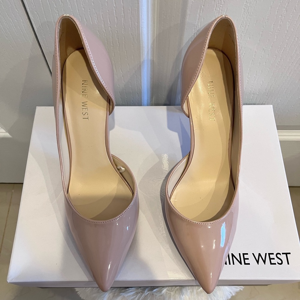 Heel pumps